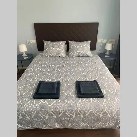 公寓 Apartment In Pasaje Begona, Torremolinos Centre 托雷莫利诺斯